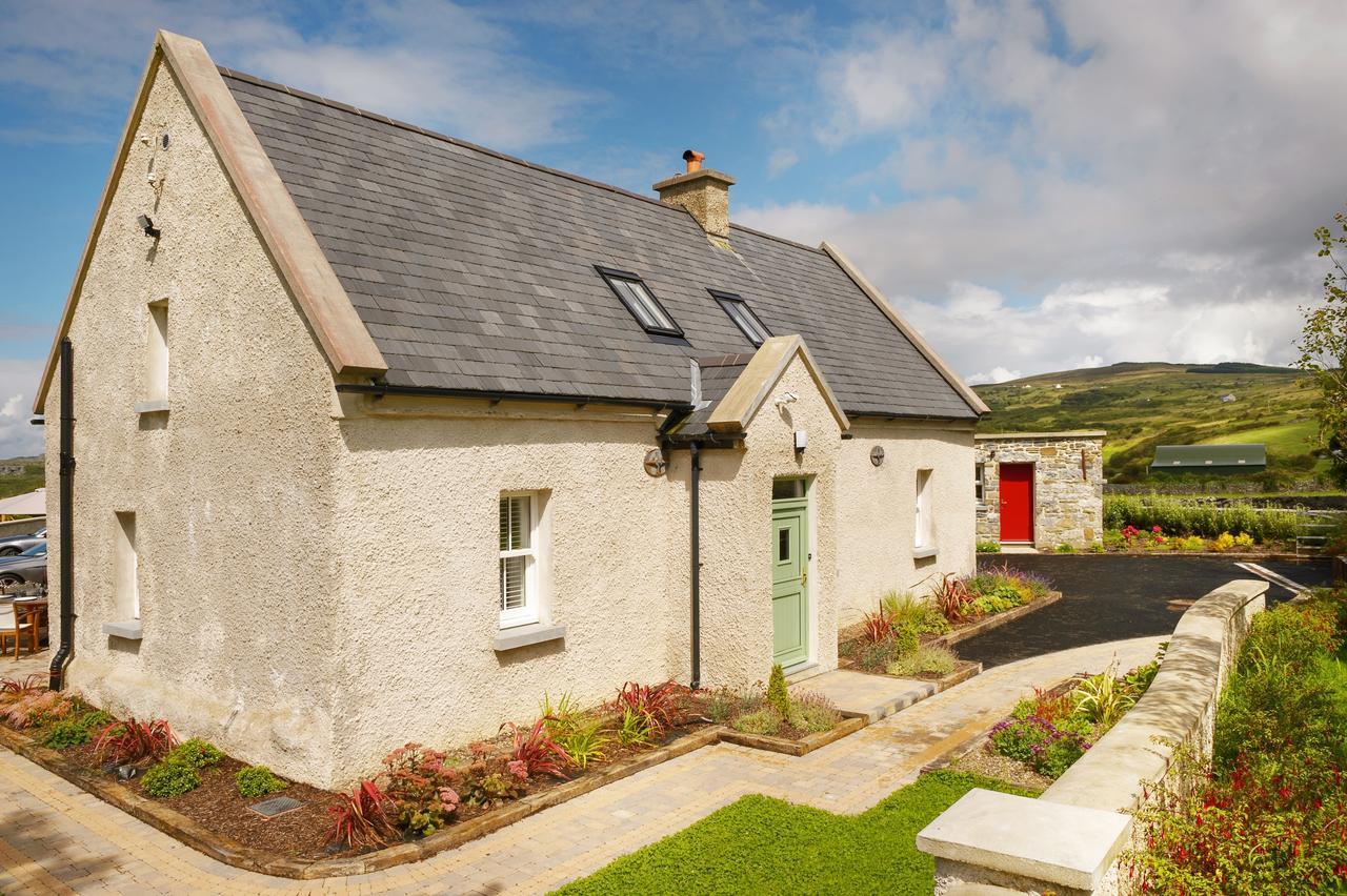 Villa The Hawthorn Doolin Esterno foto