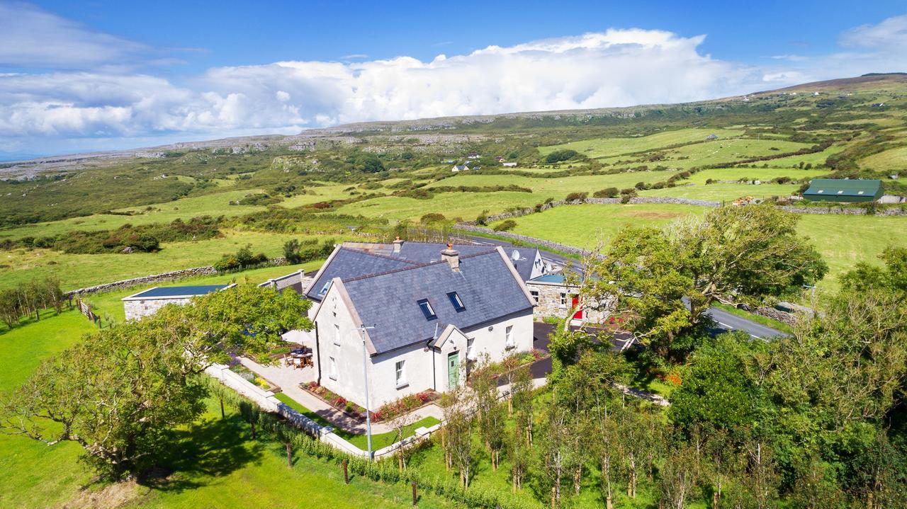 Villa The Hawthorn Doolin Esterno foto